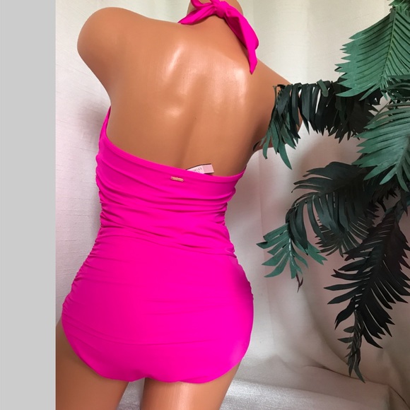 NWT VS 38d,36d UNFORGETTABLE VERY COMFY! MAX SUPPORT - Picture 4 of 4