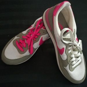 Nike shoes