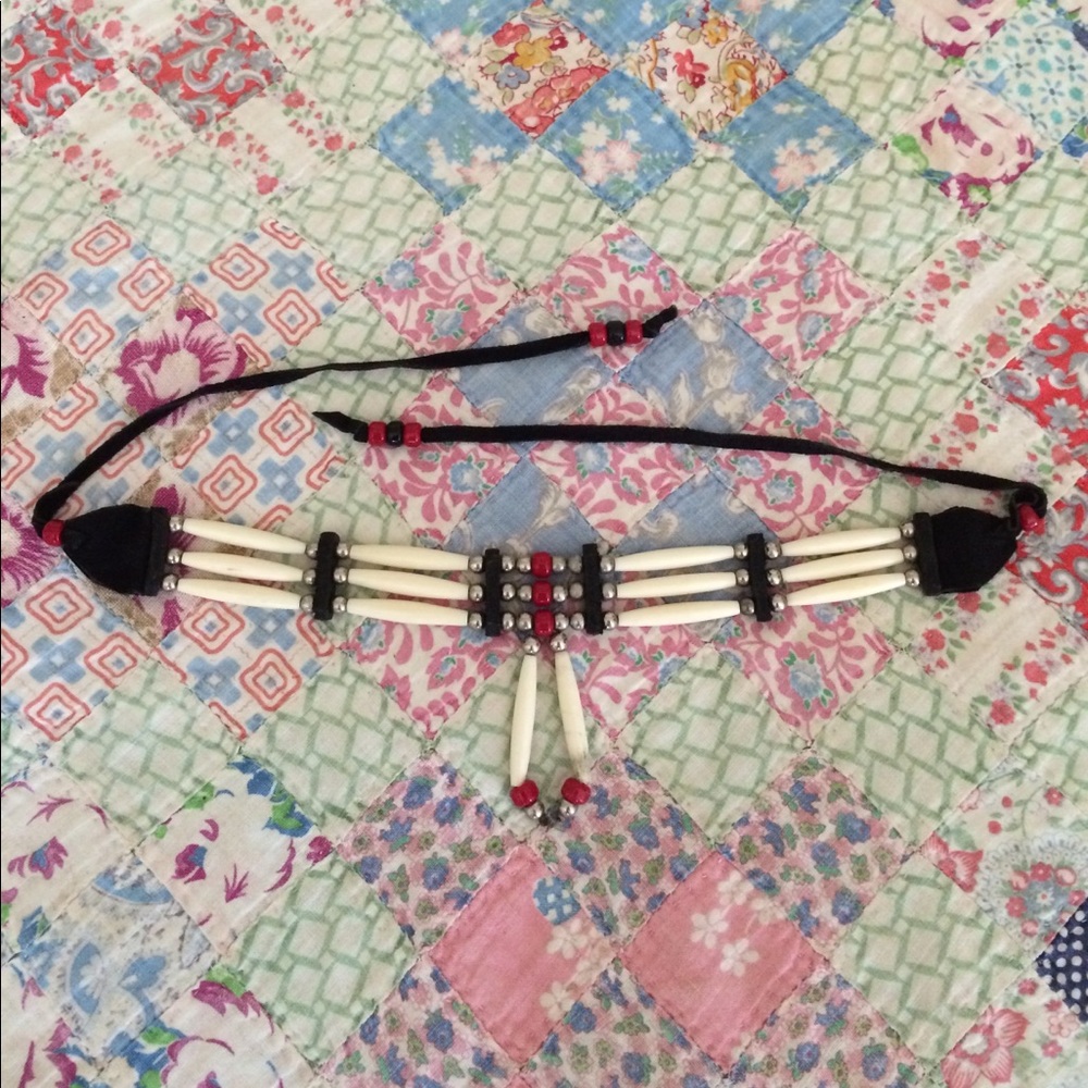 Vtg. Handmade Choker