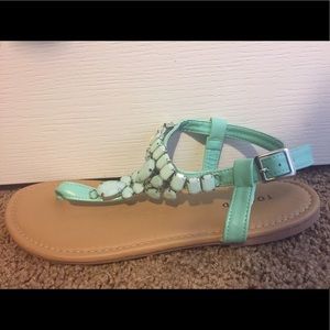 EUC Torrid Mint Green Gemstone T-Strap Sandals