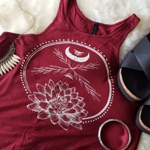 Gorgeous graphic swing tank - EUC