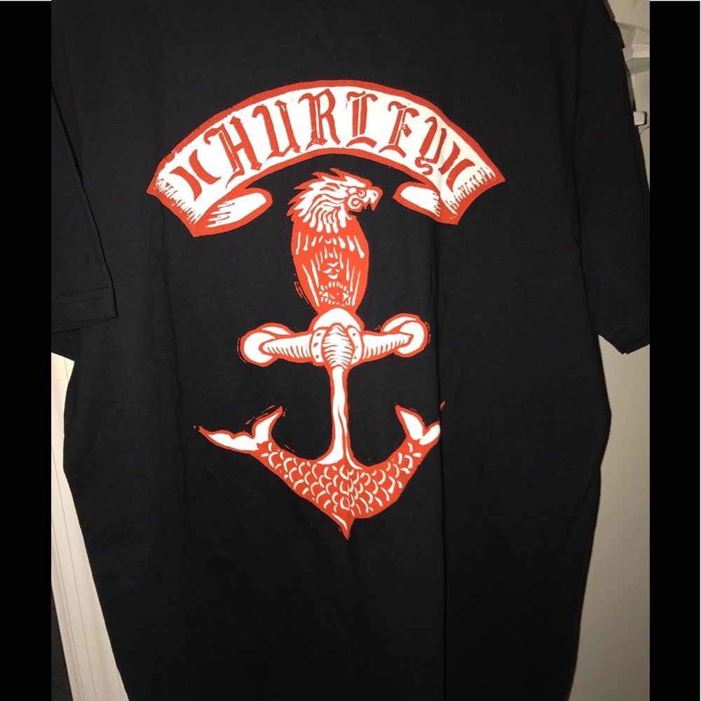 Men's Hurley pocket  Tshirt. Size Large. NWT