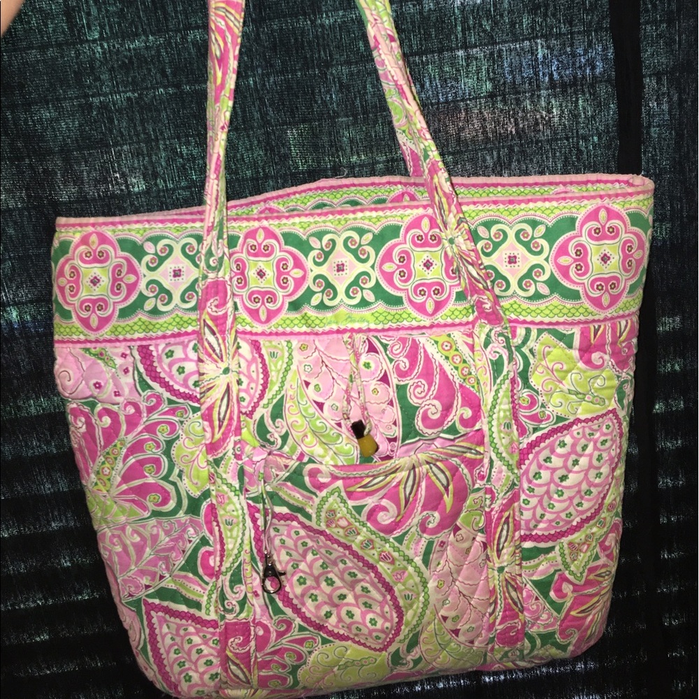 100% authentic large Vera Bradley shoulder bag