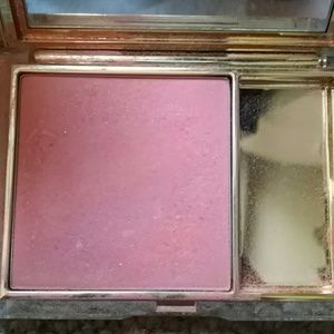Estee Lauder Pure color blush in Peach Passion.