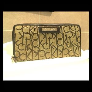 Calvin Klein Women's Wallet