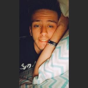 Meet your Posher, Casey