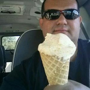 Meet your Posher, Jose enrique