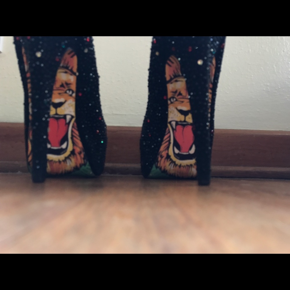 Taylorsays Fierce heels