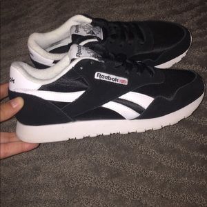 😍😍Reebok classics 😍😍