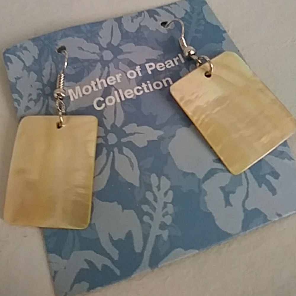 Mother of pearl earrings
