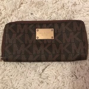 Brown Michael Kors Wallet