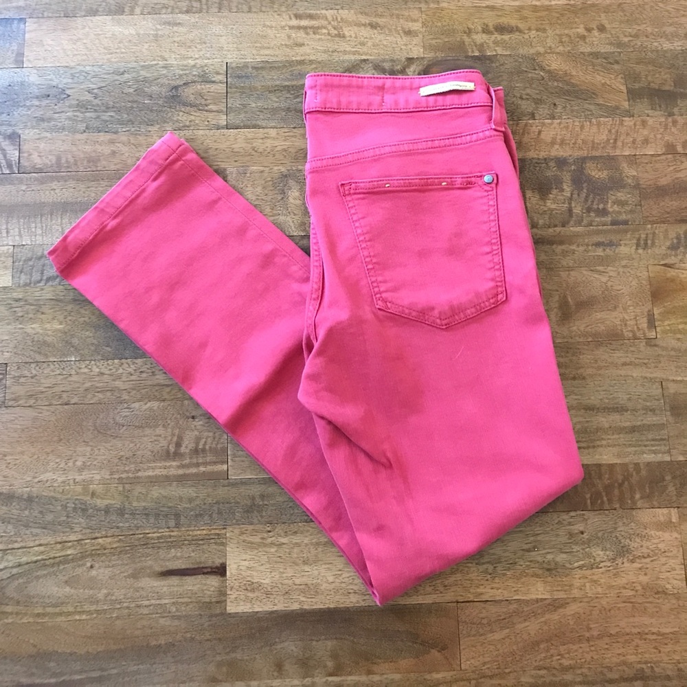 NWOT Anthropologie Pilcro Stet Red Capris