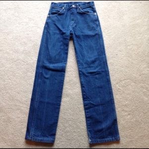 HIGH WAISTED PANTS Sz 0 can turn into shorts!!!!!