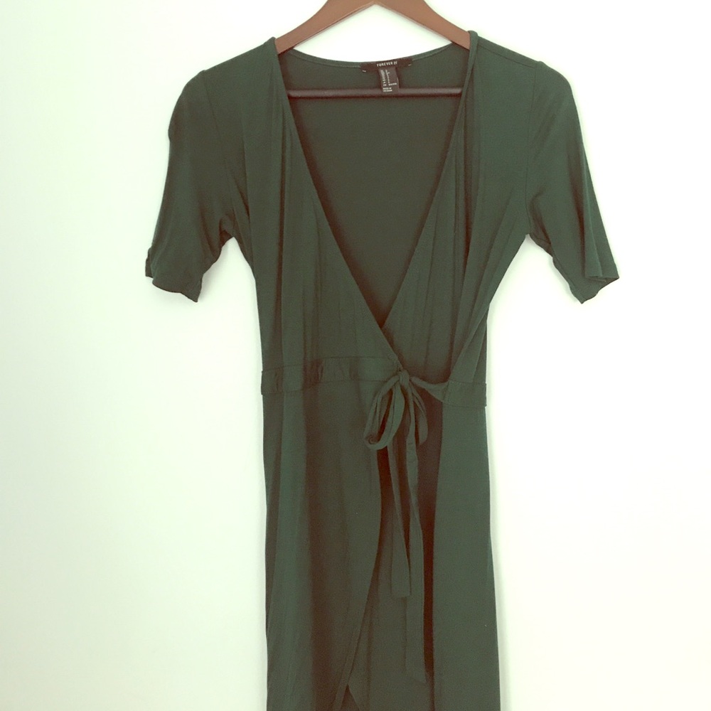Forever 21 Emerald Green wrap dress