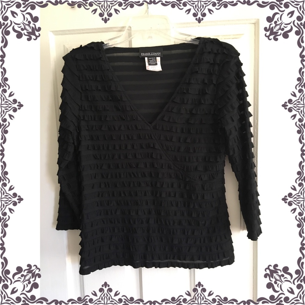 🌹NWOT 3/4 Sleeve Black Ruffle Shirt 🌹