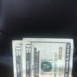 Meet your Posher, Malcolm