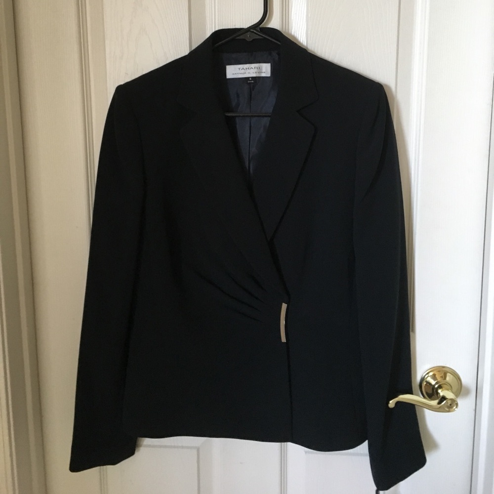 Tahari jacket blazer