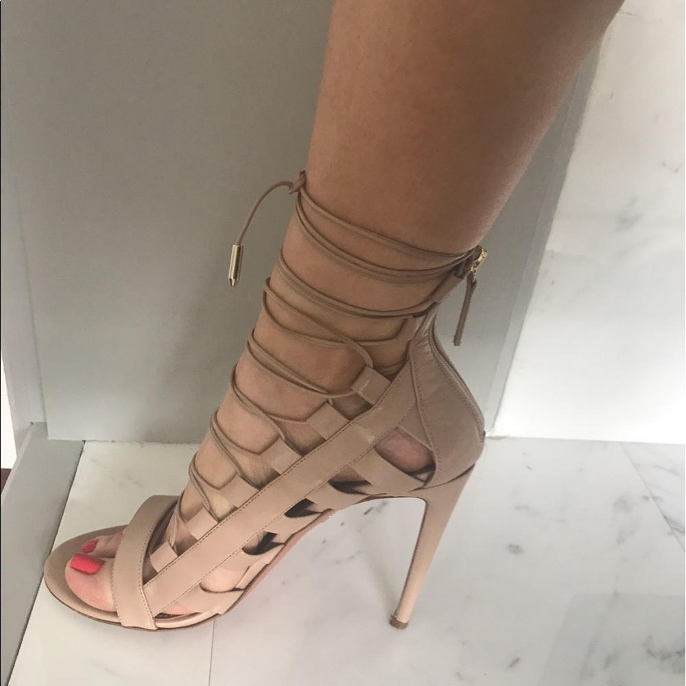 Aquazzura amazon heel in nude