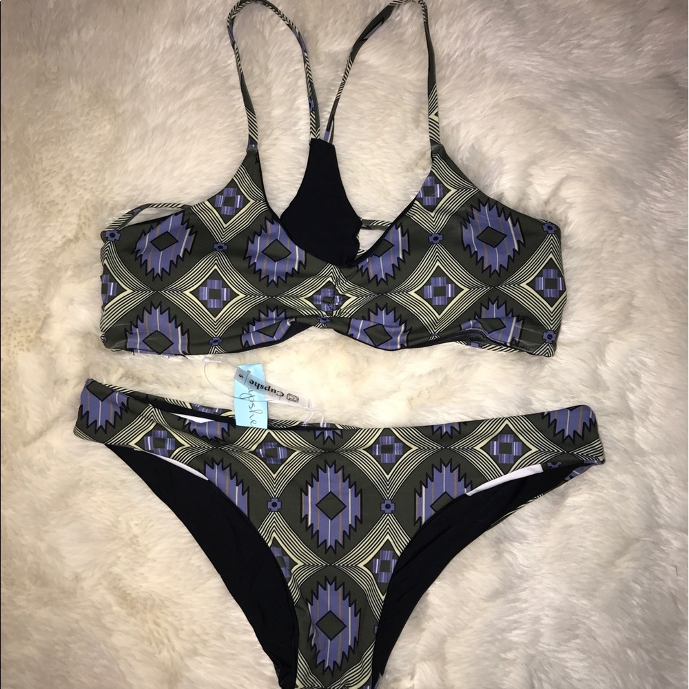 NWT!! CupShe Bathing Suit Small
