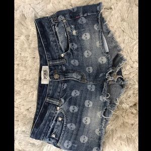 Skull Shorts