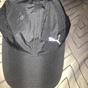 Black puma hat one size