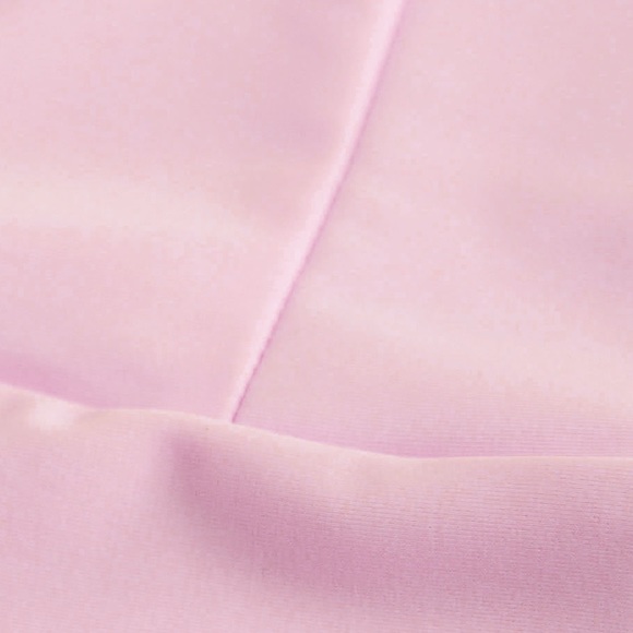 ⬇️👙➕HP✂️Pink Deep V Criss Cross Front Swimsuit - Picture 3 of 6