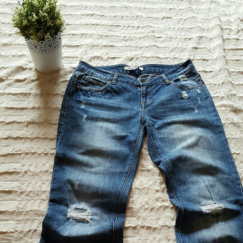 Distresses Boyfriend Jeans