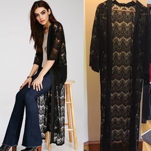 FOREVER 21 Long Lace Kimono Black NWOT, Medium