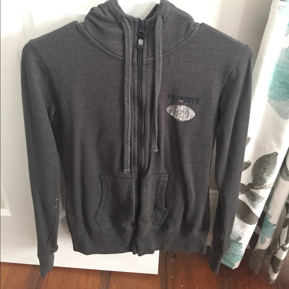 Long sleeve zip up