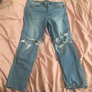 American Eagle ripped jeans. Stretch size 18 long