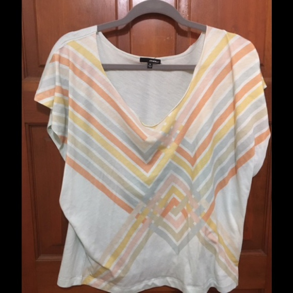 Oneil drapey tee, size M