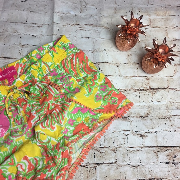 ❌SOLD❌ Lilly Pulitzer for Target Pom Pom Shorts - Picture 4 of 5