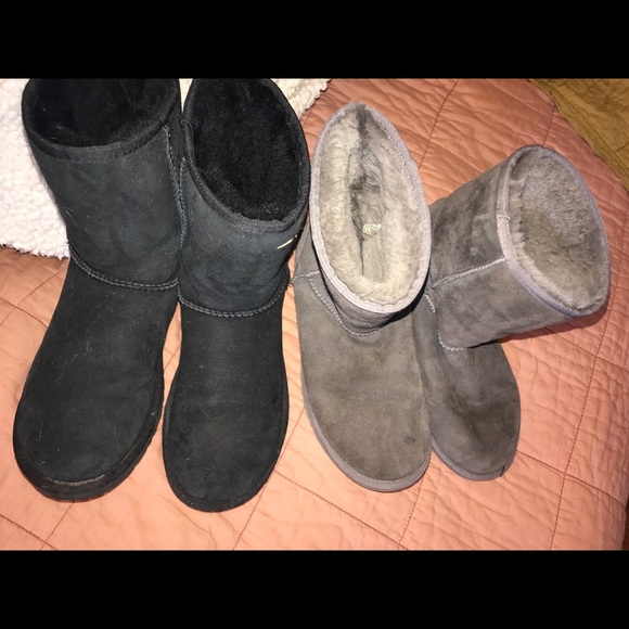 Black and gray uggs - Picture 2 of 2