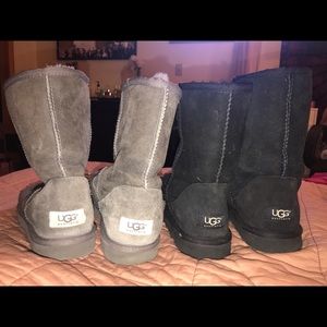 Black and gray uggs