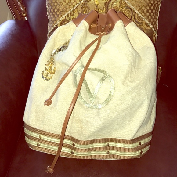 Valentino bag 100% Authentic - Picture 1 of 5