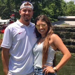 Meet your Posher, Caitlin