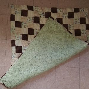 Patchwork baby crib blanket