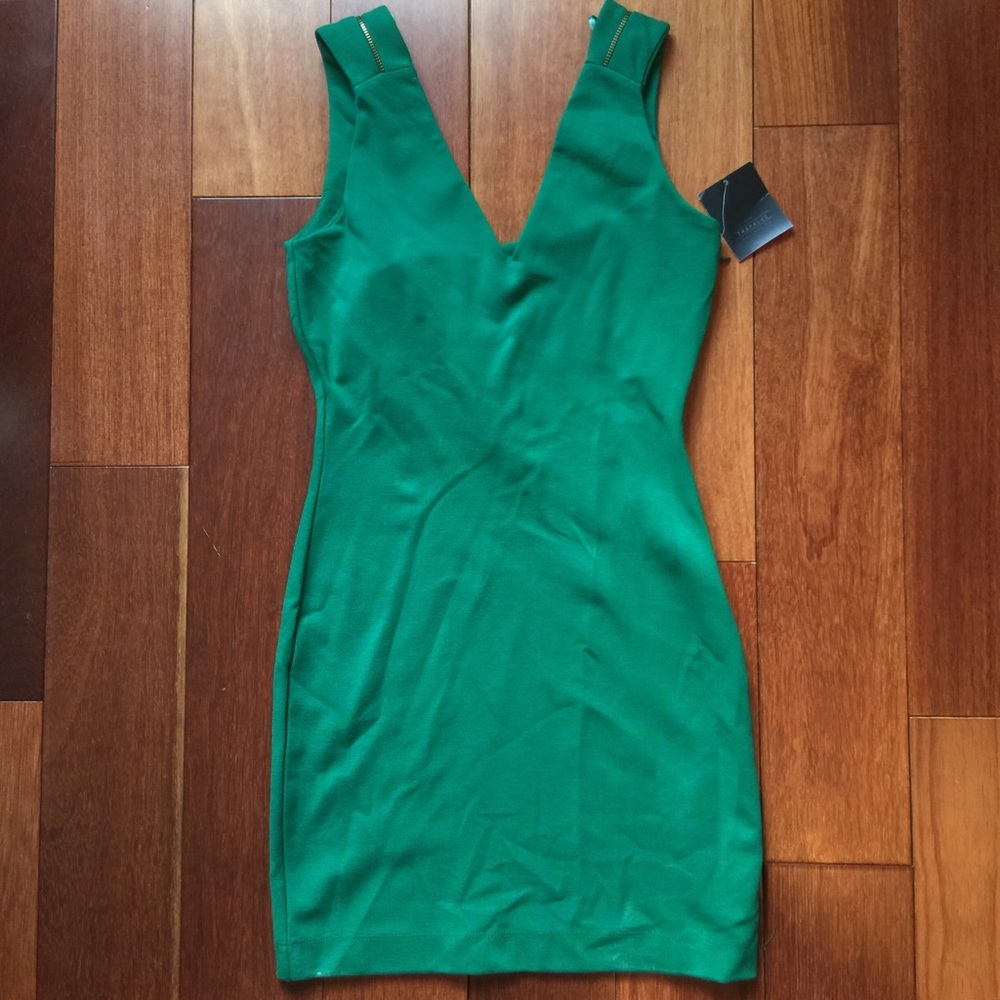NWT Zara Trafaluc Green Bodycon V-Neck Dress