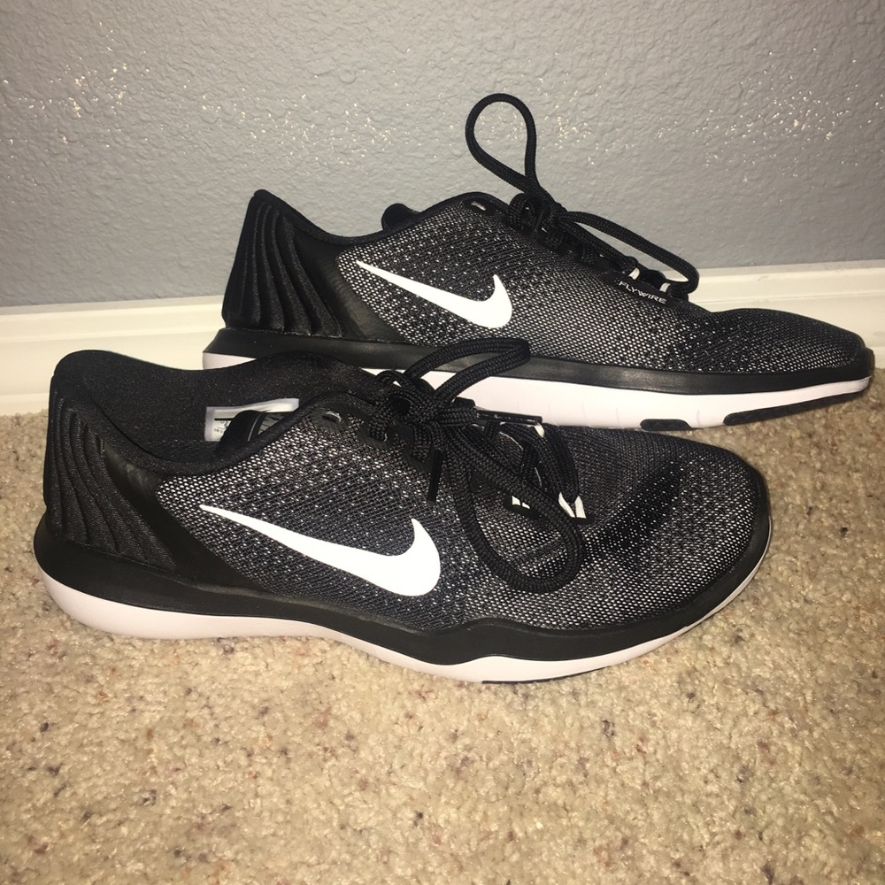 Nike Flex Supreme TR5 training shoes