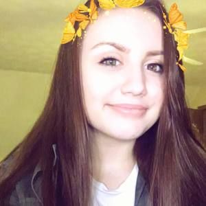 Meet your Posher, Naomi