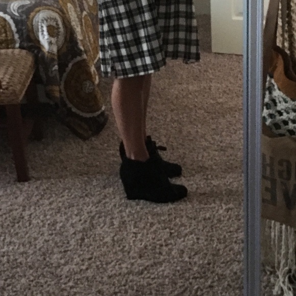 Black suede wedge healed booties - Picture 5 of 6