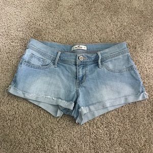 Light wash hollister shorts