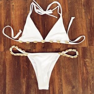White shell Brazilian bikini size xs-s