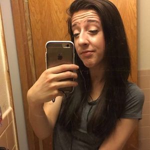 Meet your Posher, Alyssa