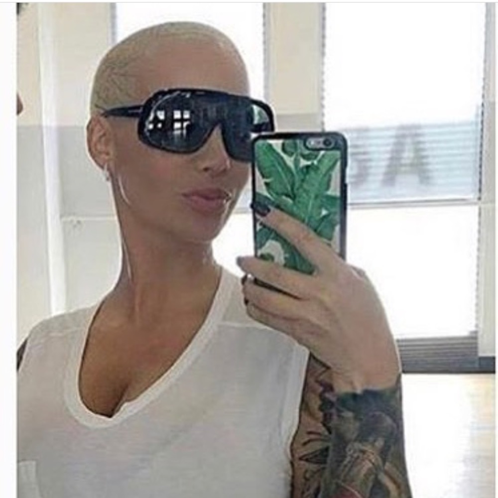 Amber Rose shades