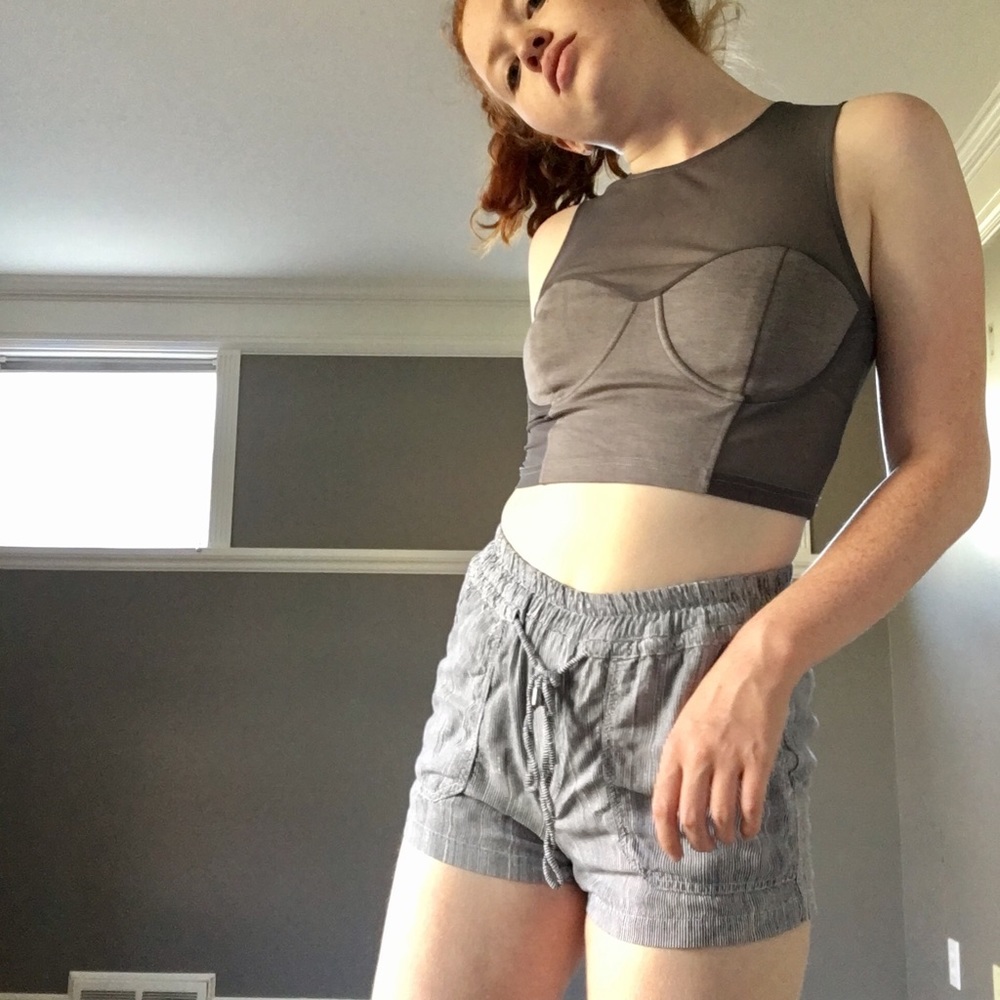 zip up mesh crop tank