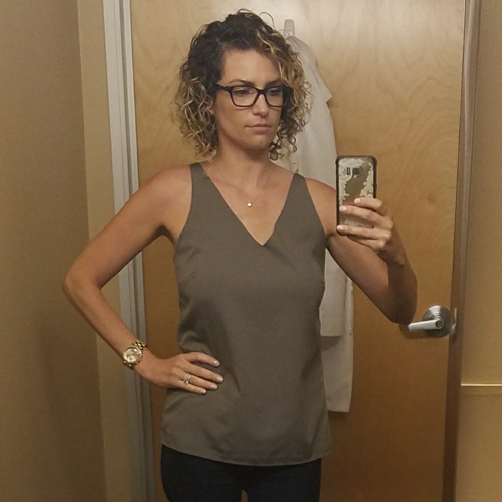 Banana Republic Dressy Tank adjustable straps