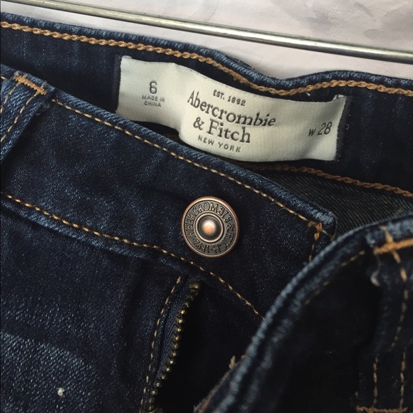 BEDAZZLED JEANS - Picture 3 of 4