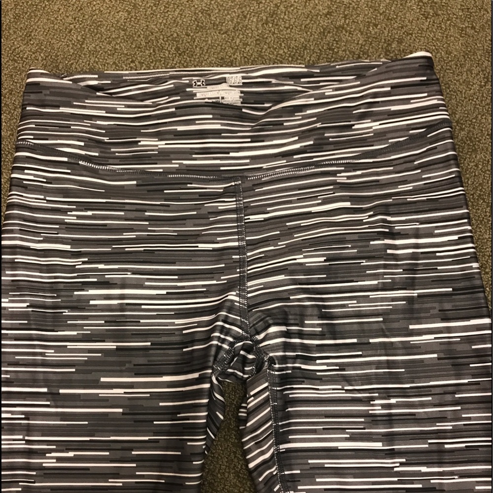 Under Armour Compression Leggings NWOT