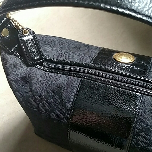 Authentic Vintage Leather small Signature C Coach Hand Bag - Picture 3 of 4